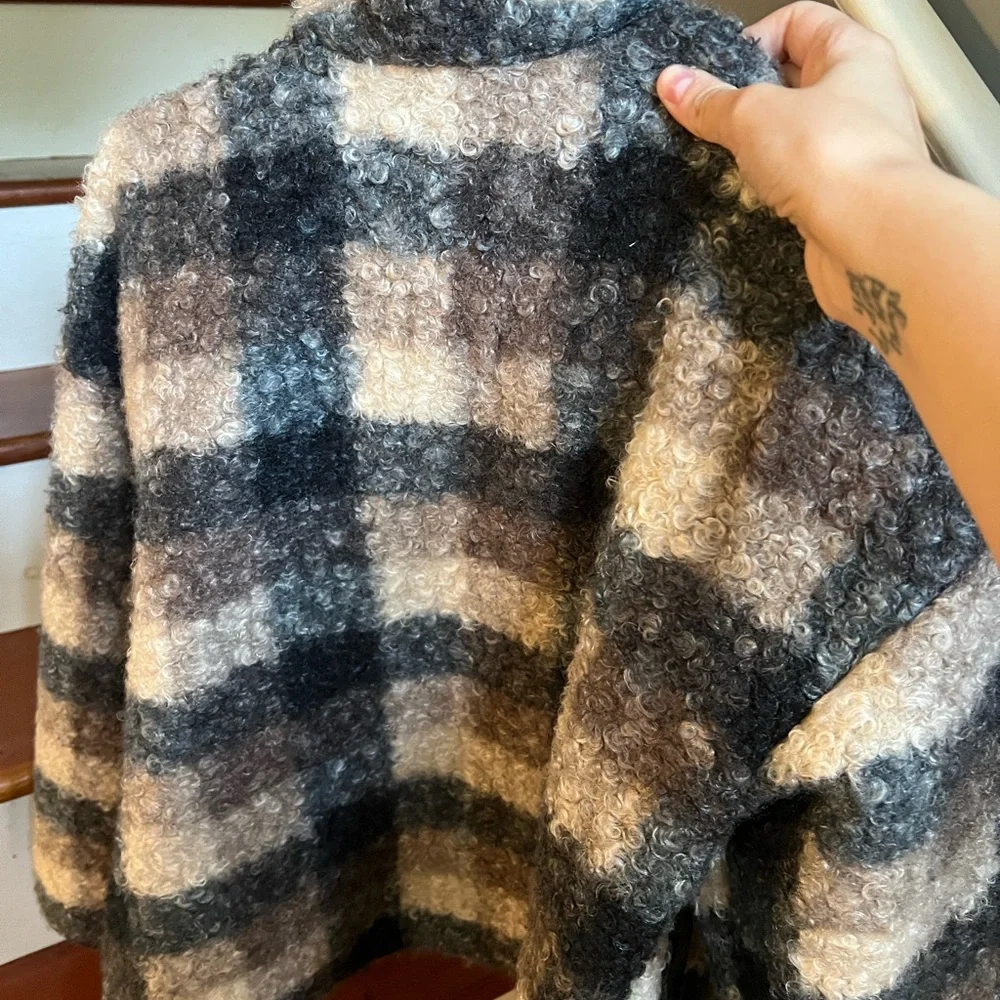 Knox Rose Black & Cream Plaid Teddy Jacket